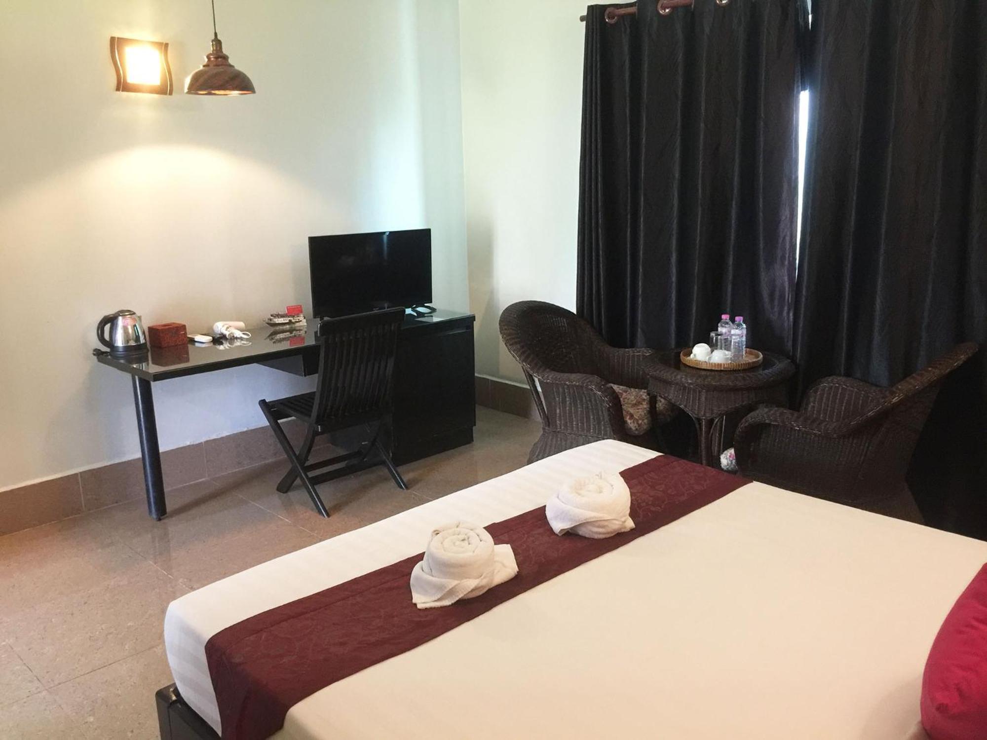Central Night Hotel Siem Reap Exterior photo