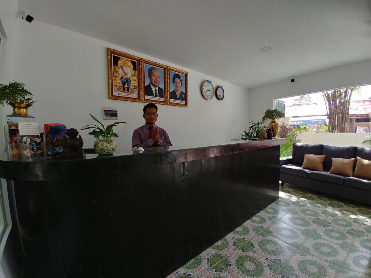 Central Night Hotel Siem Reap Exterior photo